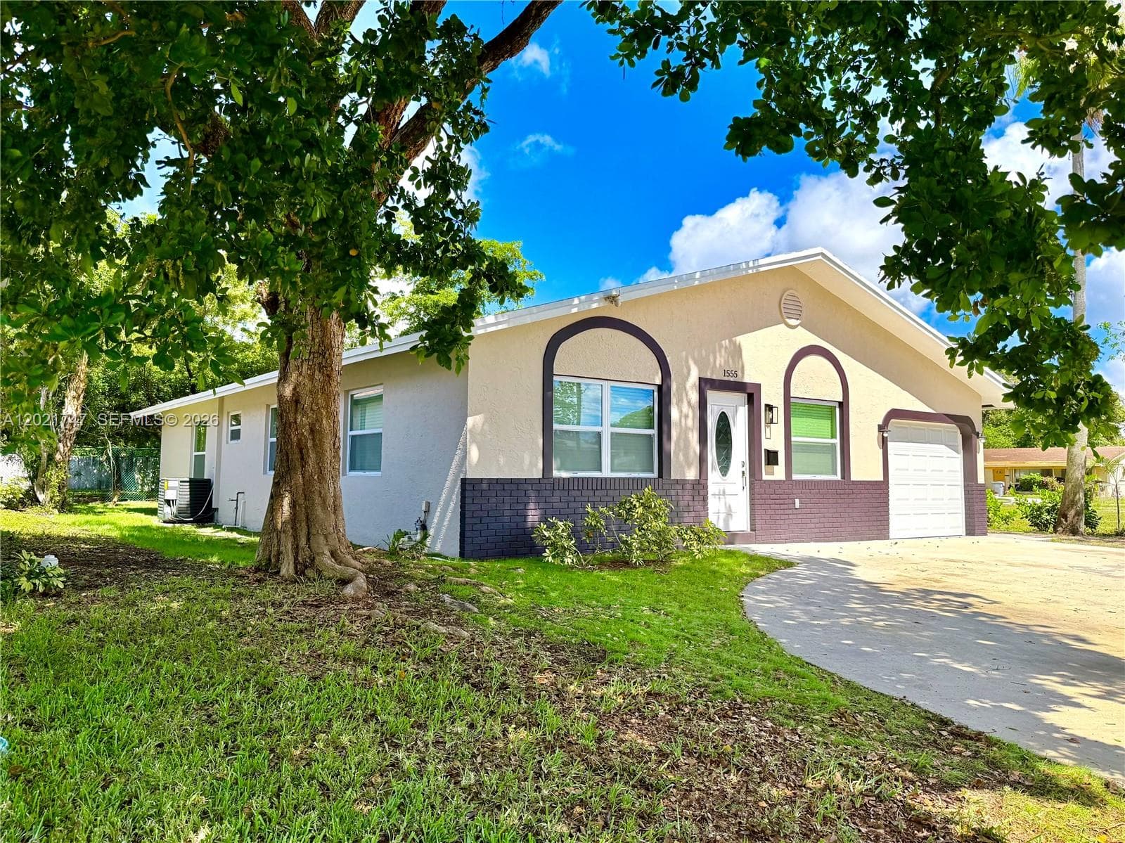 1555 NW 6th Ave, Pompano Beach FL 33060 photo 4