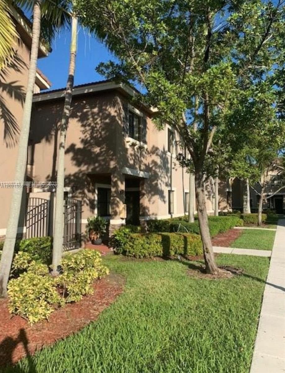 22631 SW 88th Pl # 18, Cutler Bay FL 33190 photo 2