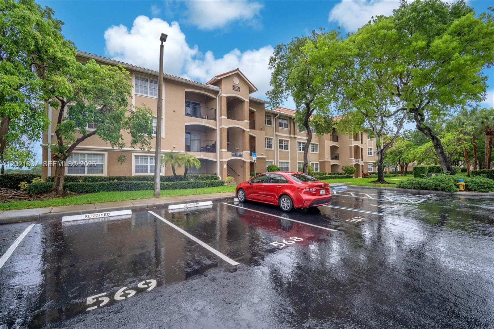 11650 SW 2nd St # 16303, Pembroke Pines FL 33025 photo 2