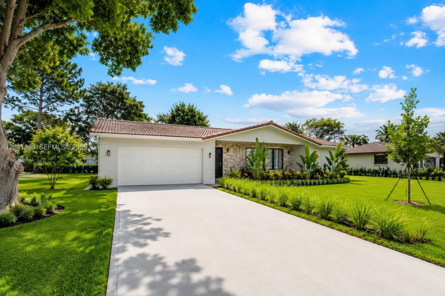 2537 NW 116th Ter, Coral Springs FL 33065 photo 2
