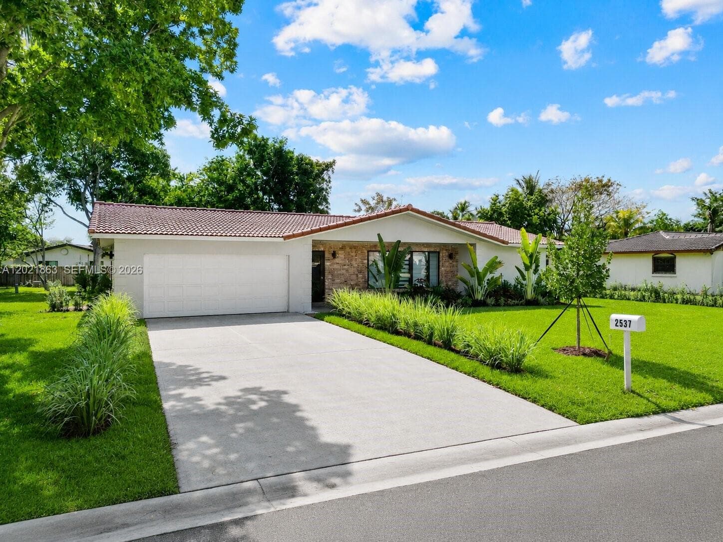 2537 NW 116th Ter, Coral Springs FL 33065 photo 3