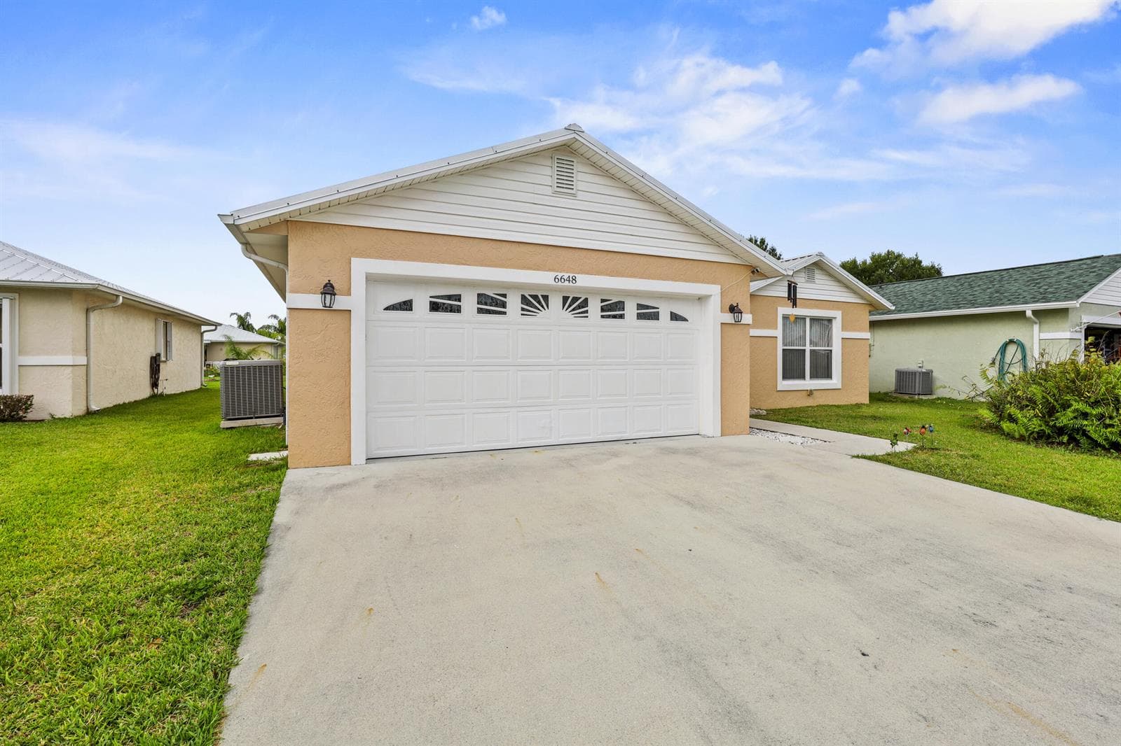 6648 Gaviota, Fort Pierce FL 34951 photo 2