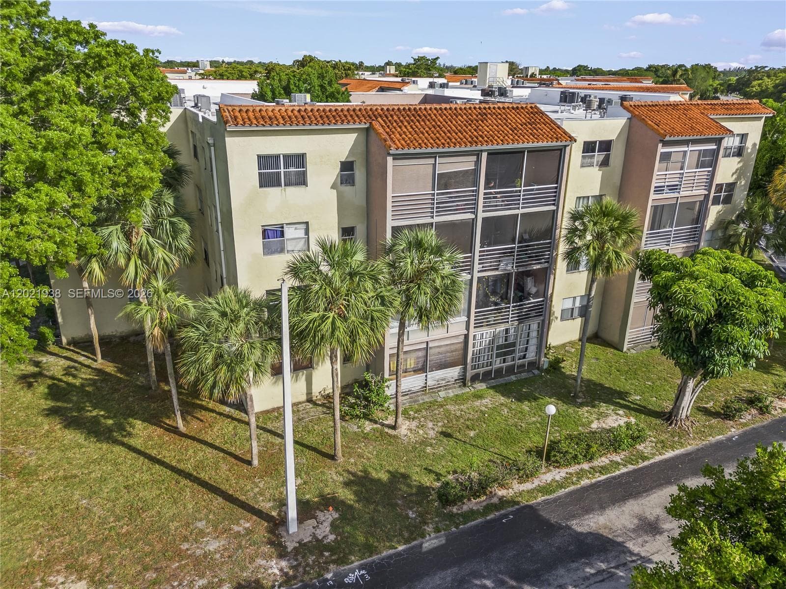 1800 SW 81st Ave # 1308, North Lauderdale FL 33068 photo 2