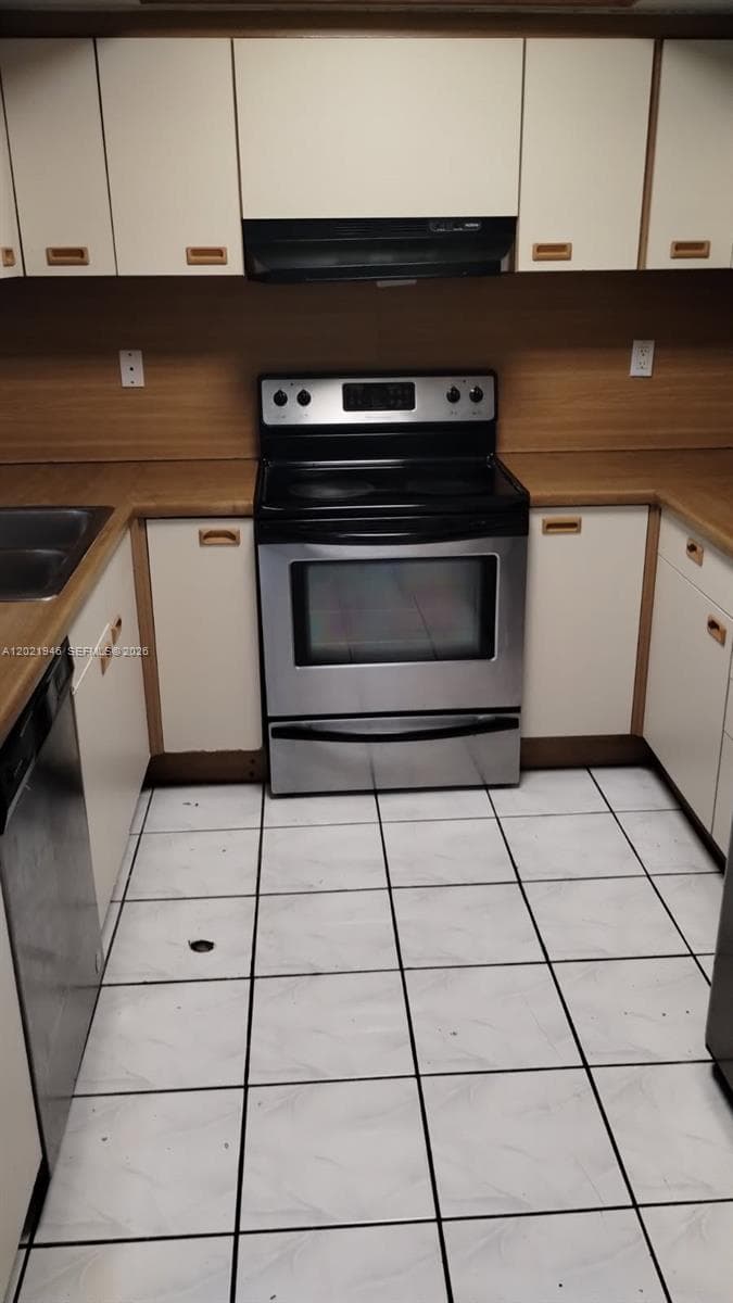 12455 SW 93rd Ter # 208T, Miami FL 33186 photo 2