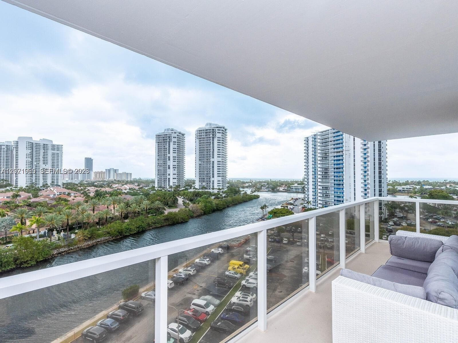 3701 N Country Club Dr # 1002, Aventura FL 33180