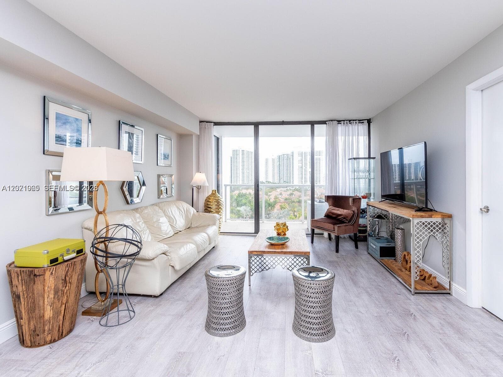 3701 N Country Club Dr # 1002, Aventura FL 33180 photo 5