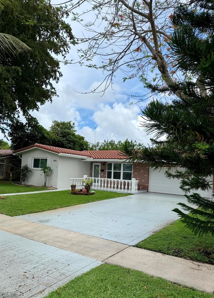 3916 Adams Street, Hollywood FL 33021 photo 4