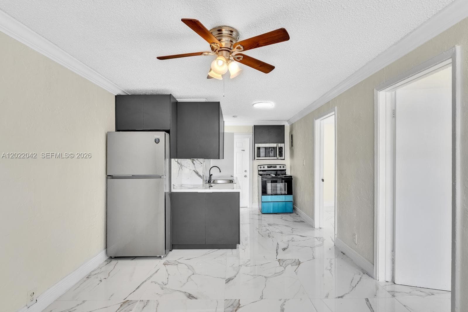 5685 Flagler St # 2, Hollywood, FL 33023 photo 4