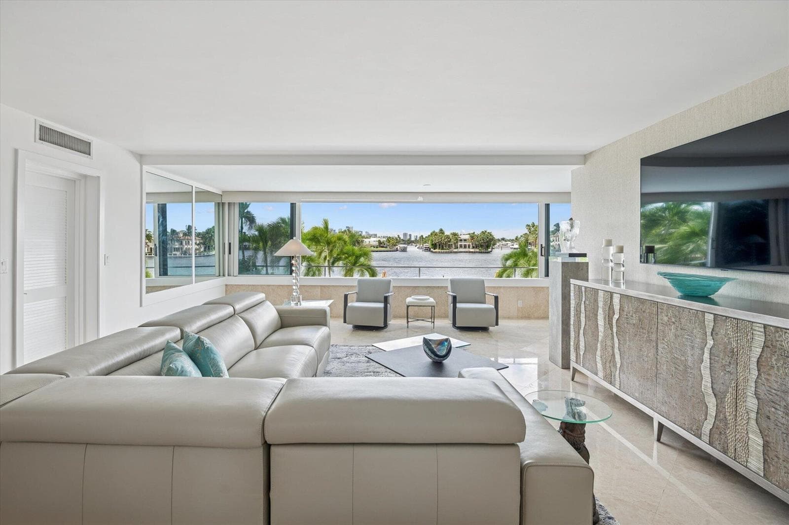 215 N Birch Road # A2, Fort Lauderdale, FL 33304 photo 2