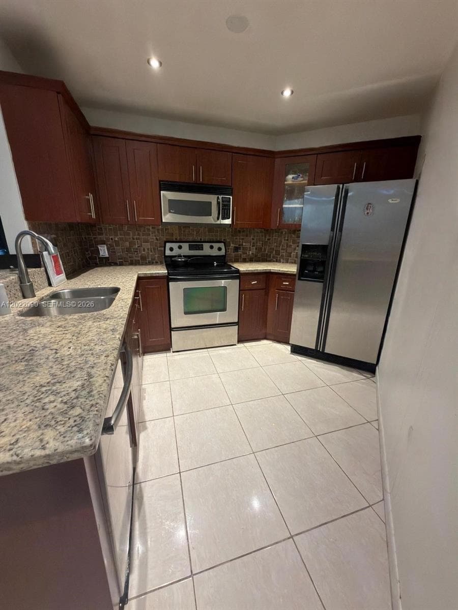 9443 Fontainebleau Blvd # 209, Miami, FL 33172 photo 4