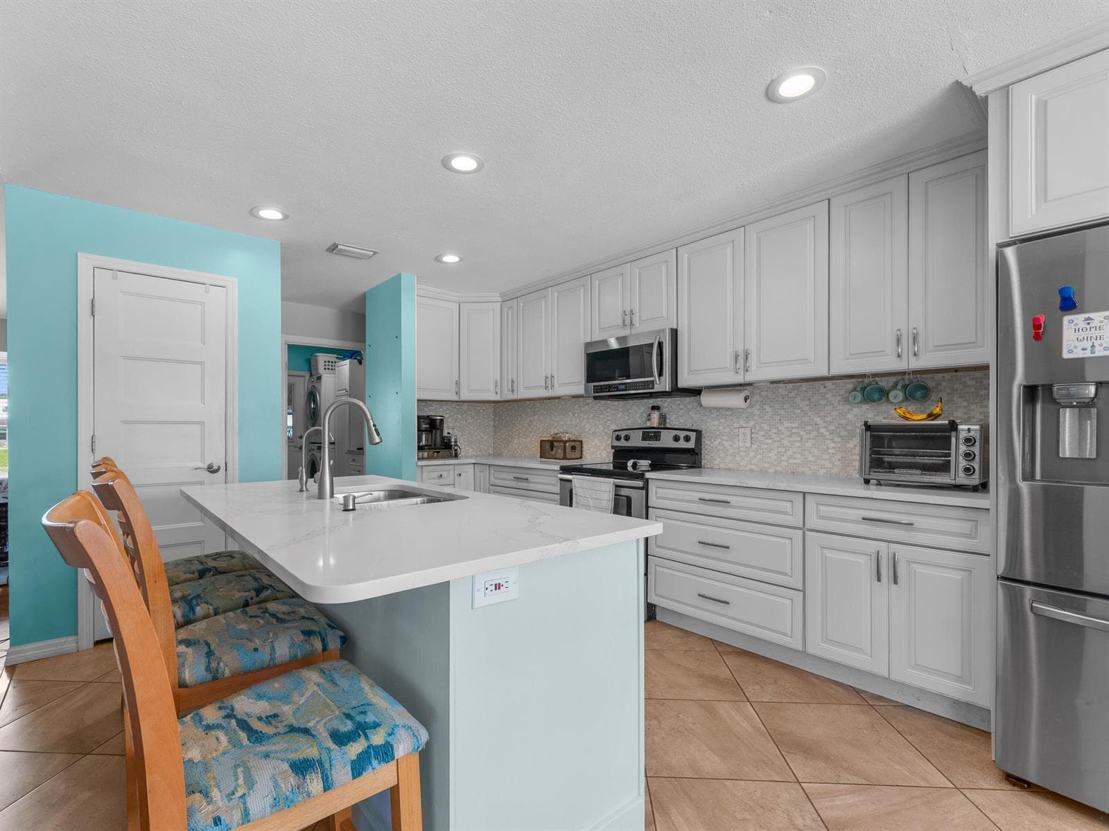 698 Fischer Drive, Sebastian FL 32958 photo 5