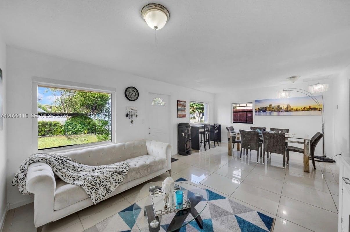 2411 Fletcher St, Hollywood FL 33020 photo 4