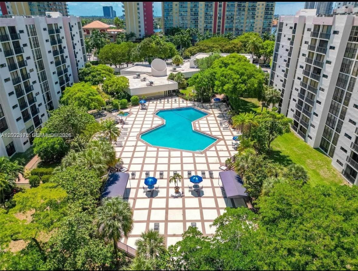 17011 N Bay Rd # 1018, Sunny Isles Beach FL 33160 photo 4