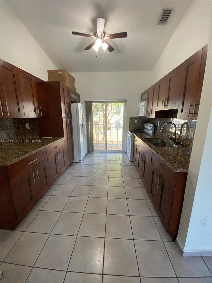 7500 W 20th Ave # 202, Hialeah FL 33016 photo 2