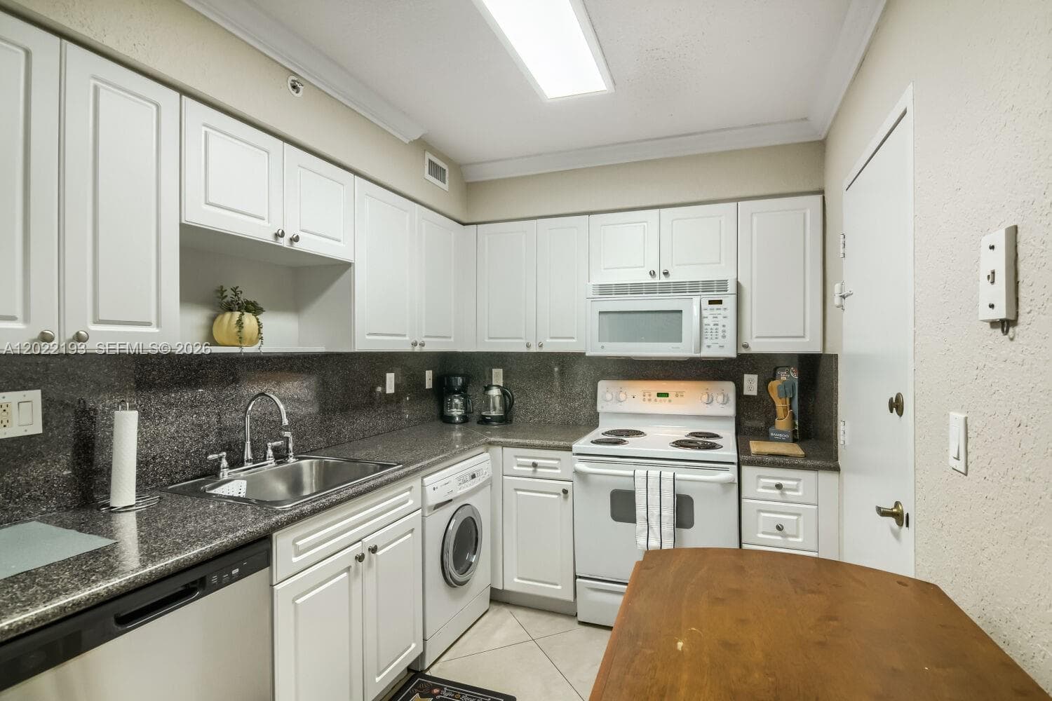 2501 S Ocean Dr # 1129 (AVAILABLE NOW-OCT), Hollywood FL 33019 photo 4