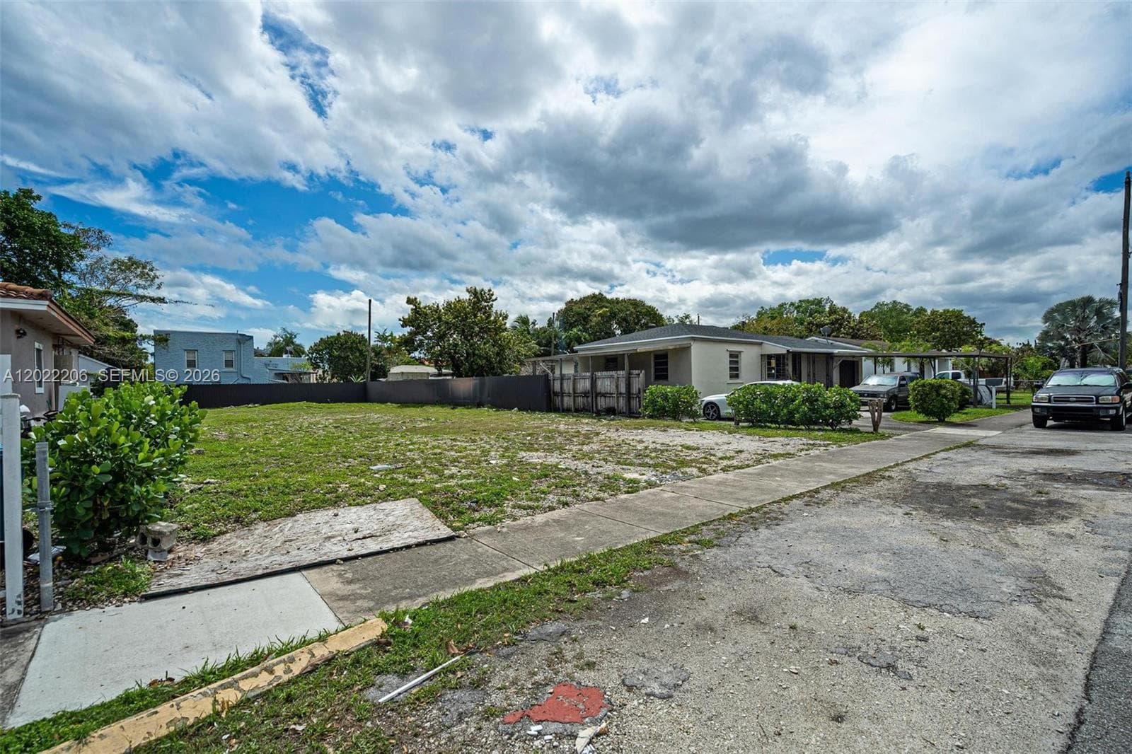 3056 SW 13th St, Miami FL 33145 photo 2