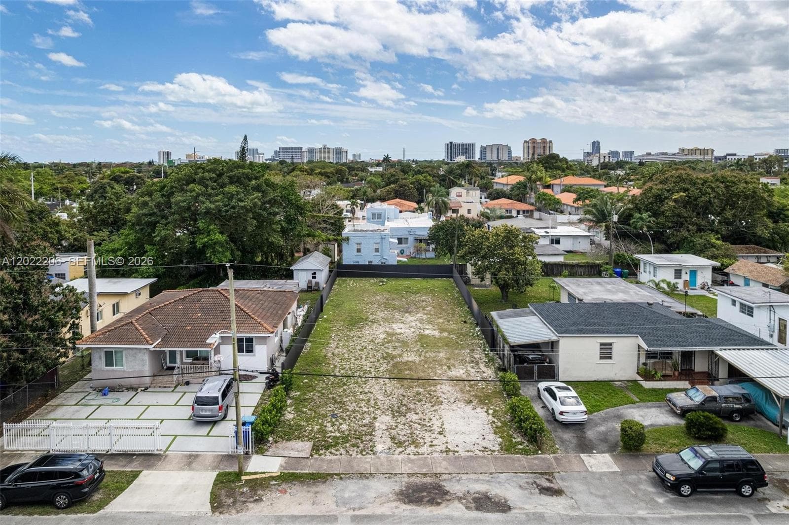 3056 SW 13th St, Miami FL 33145 photo 3