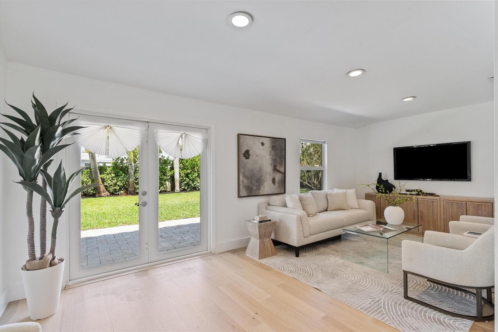4461 NE 19th Avenue, Oakland Park FL 33308 photo 4