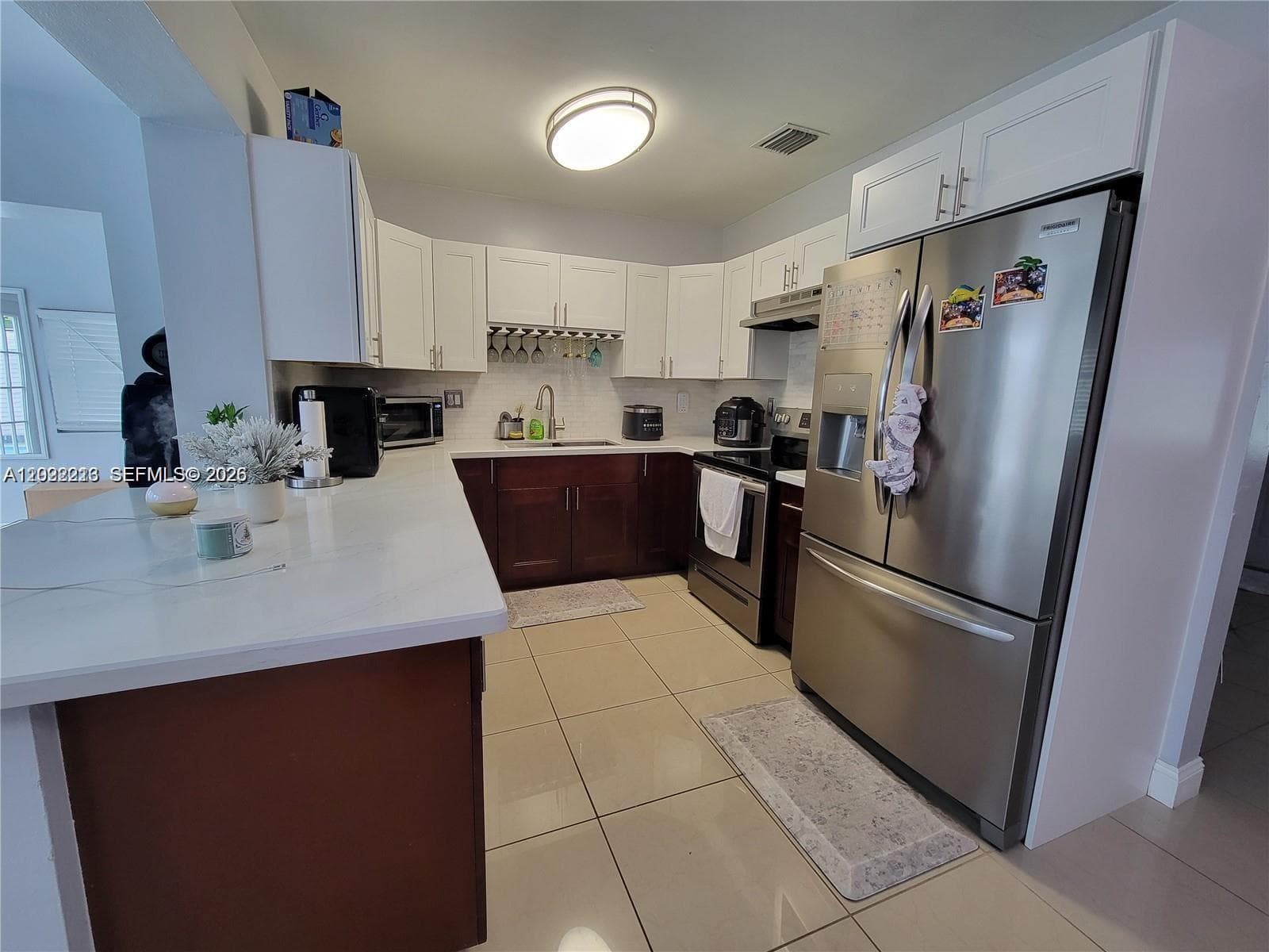 6930 SW 12th St, Pembroke Pines FL 33023 photo 3