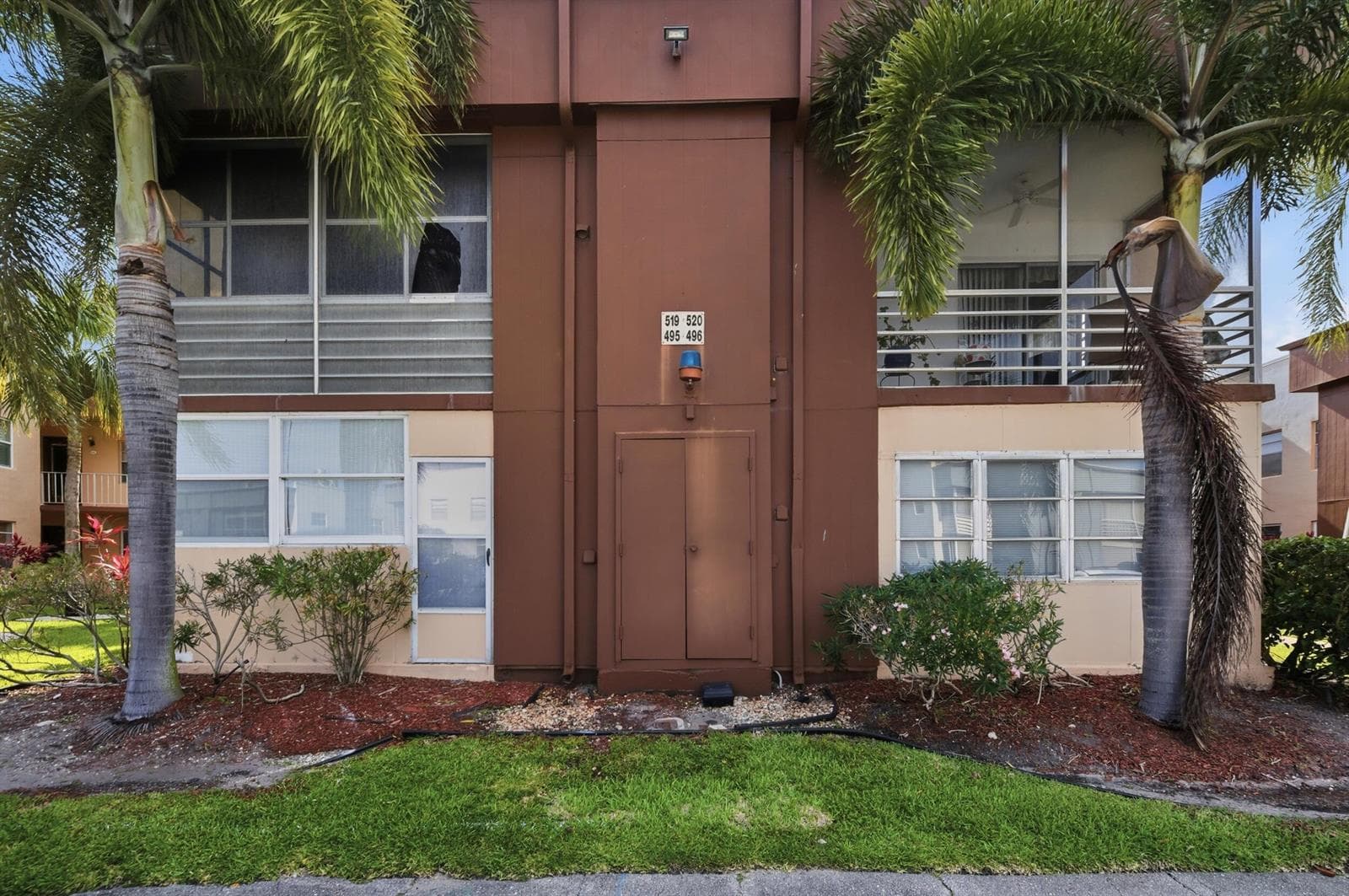 519 Burgundy K, Delray Beach FL 33484 photo 3