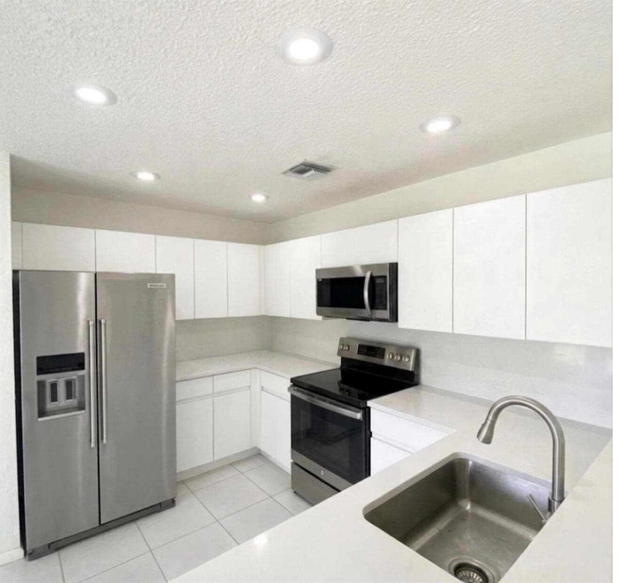 10533 Mendocino Lane, Boca Raton FL 33428 photo 4