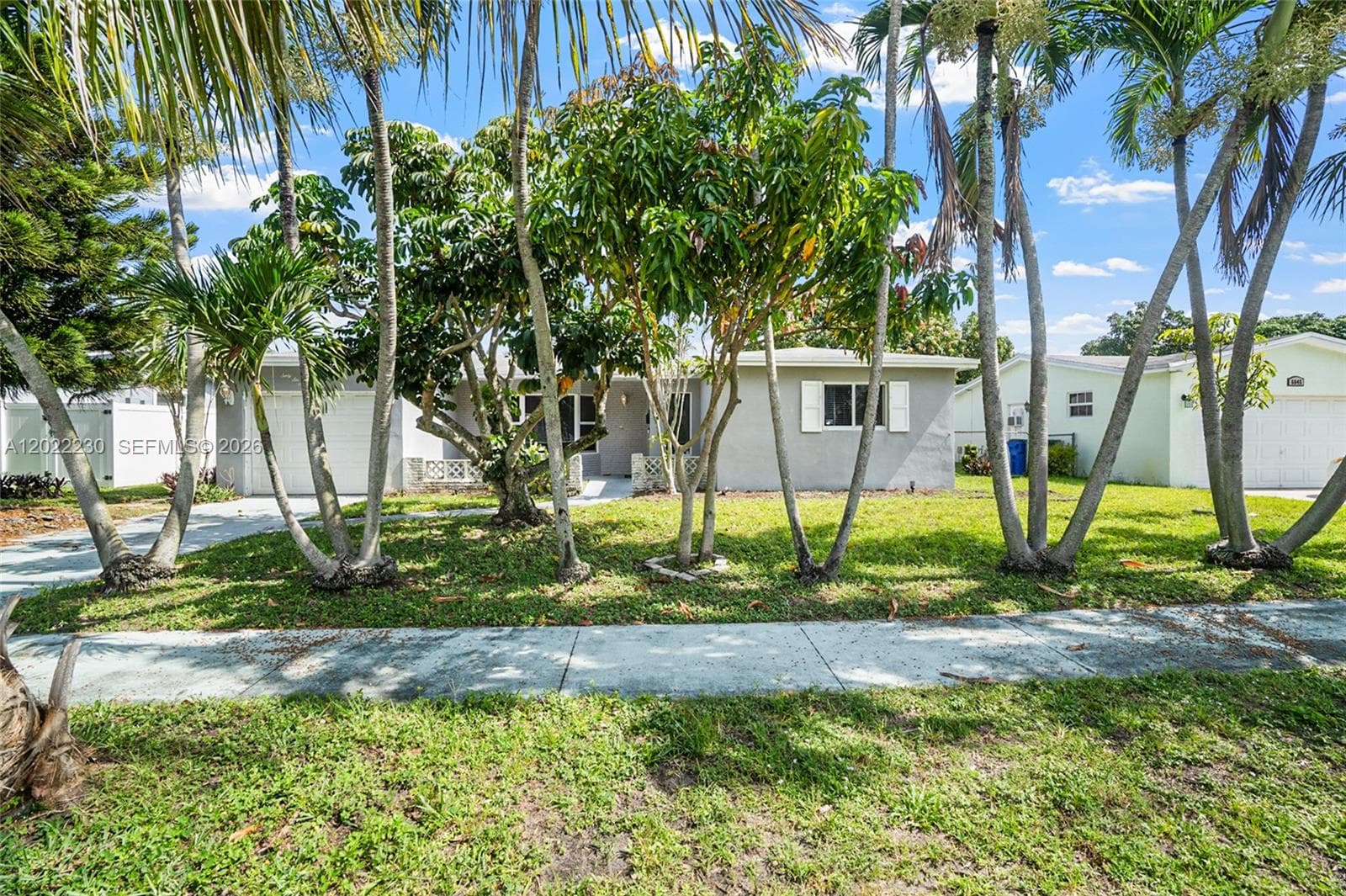 6667 NW 1st St, Margate FL 33063 photo 2