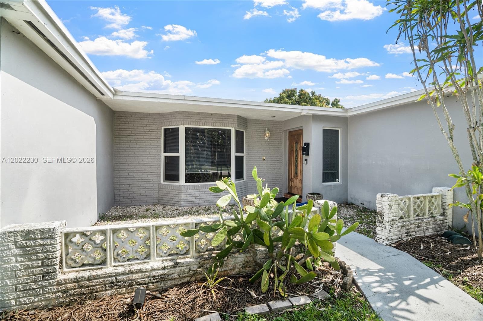 6667 NW 1st St, Margate FL 33063 photo 4
