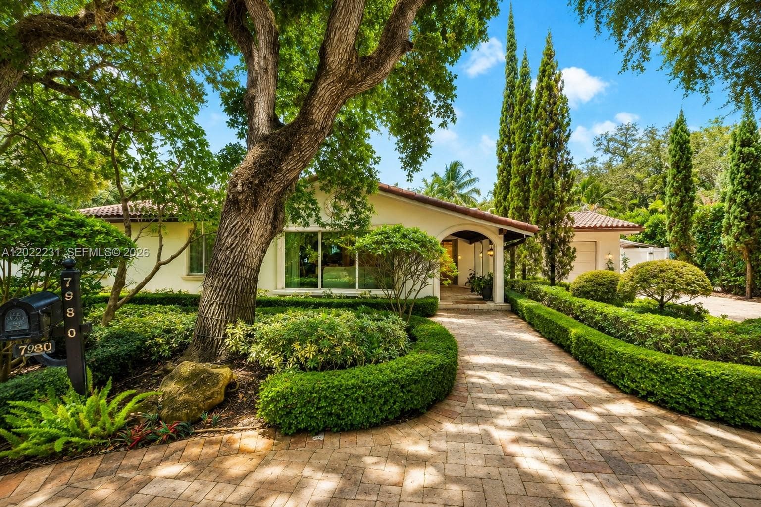 7980 SW 52nd Ave, Miami FL 33143 photo 3