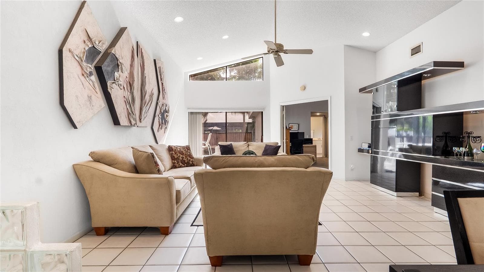 1867 NW 99th Avenue, Plantation FL 33322 photo 3