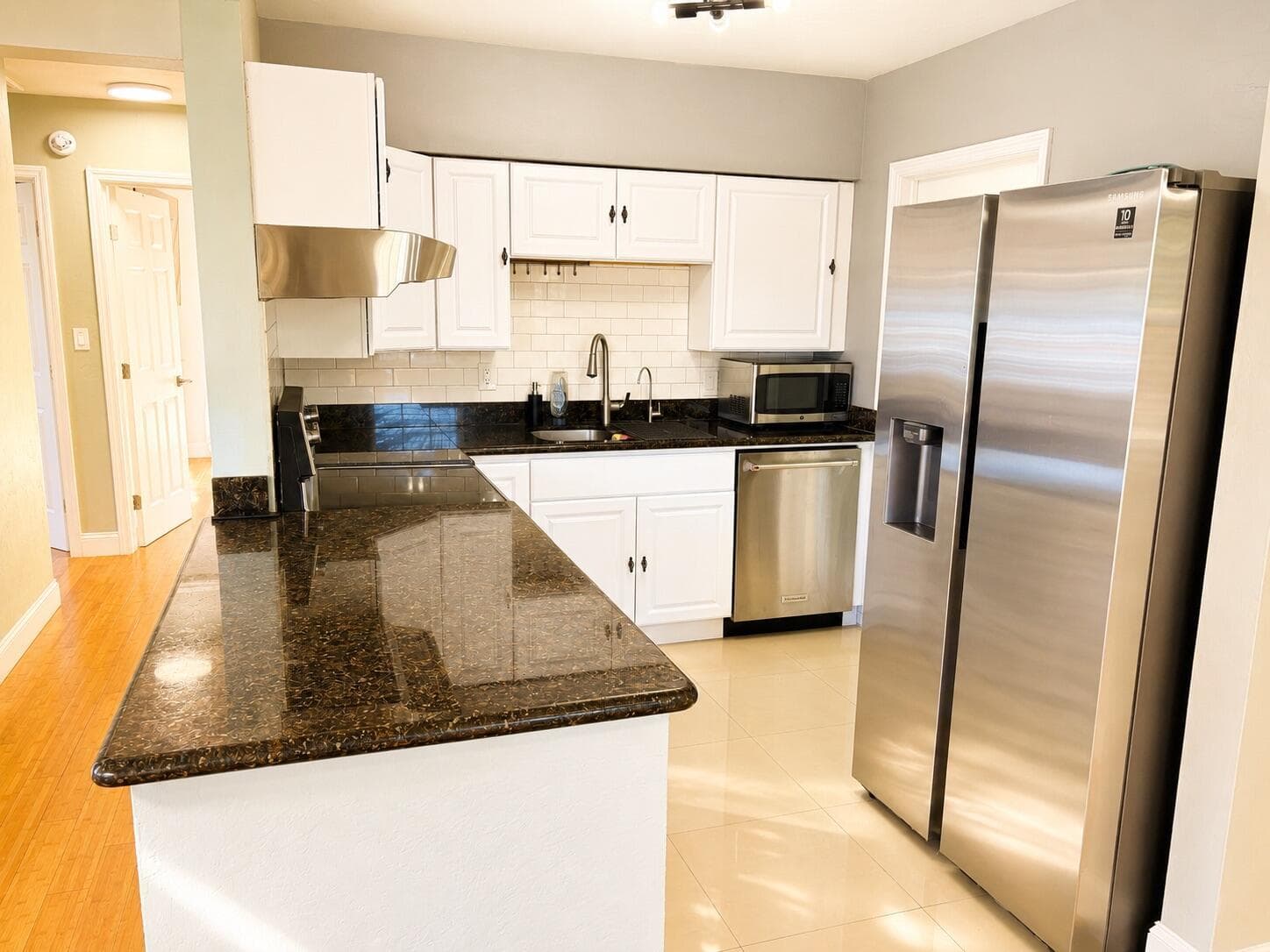 412 SW 16th Court, Fort Lauderdale FL 33315 photo 4