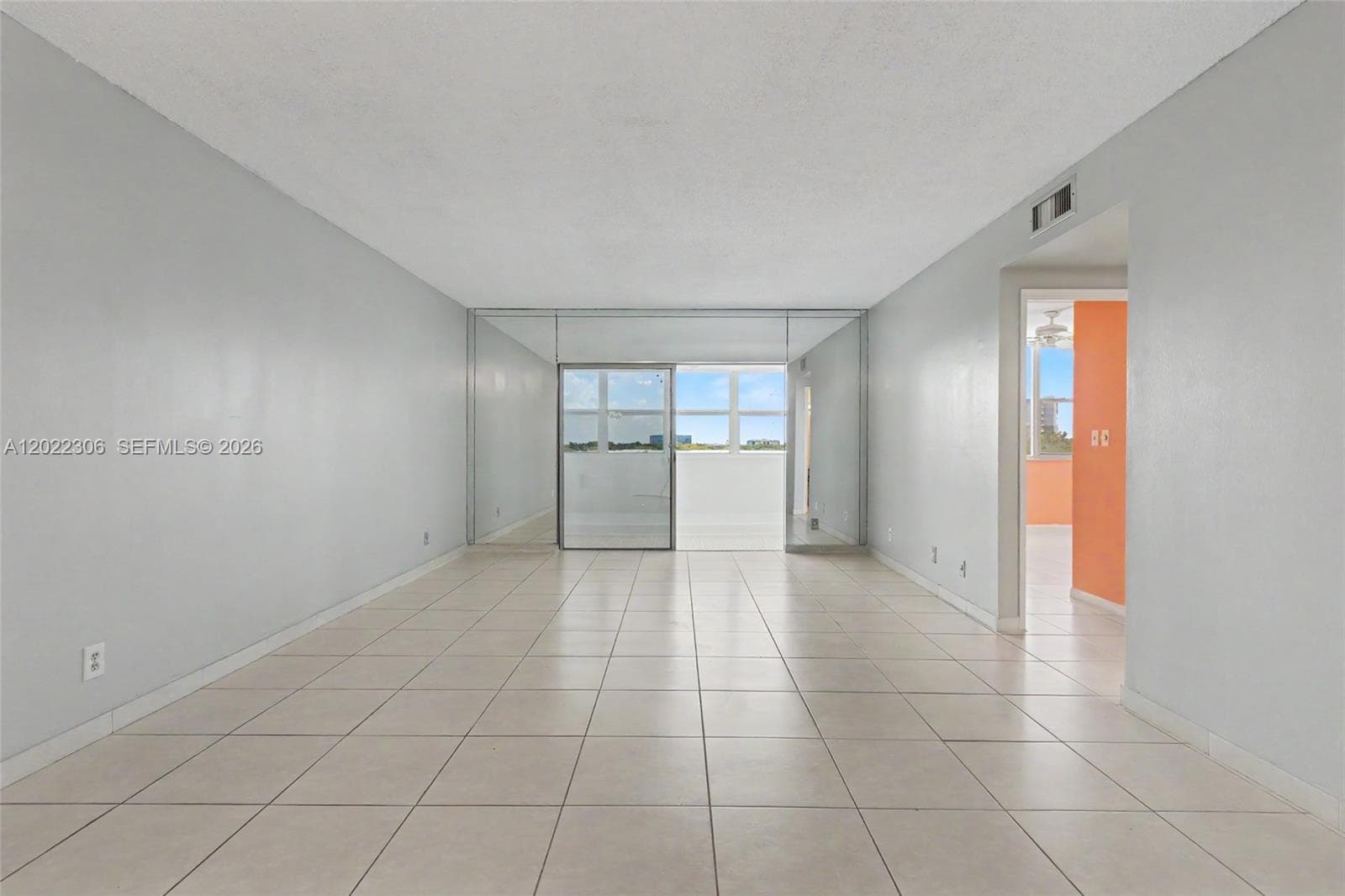 4330 Hillcrest Dr # 506, Hollywood FL 33021 photo 2