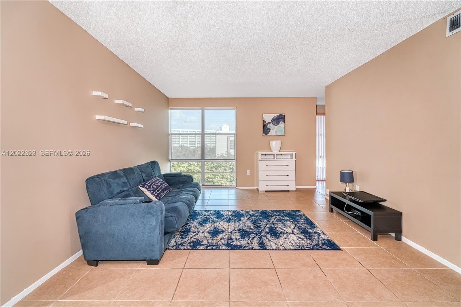 200 177th Dr # 519, Sunny Isles Beach FL 33160 photo 4