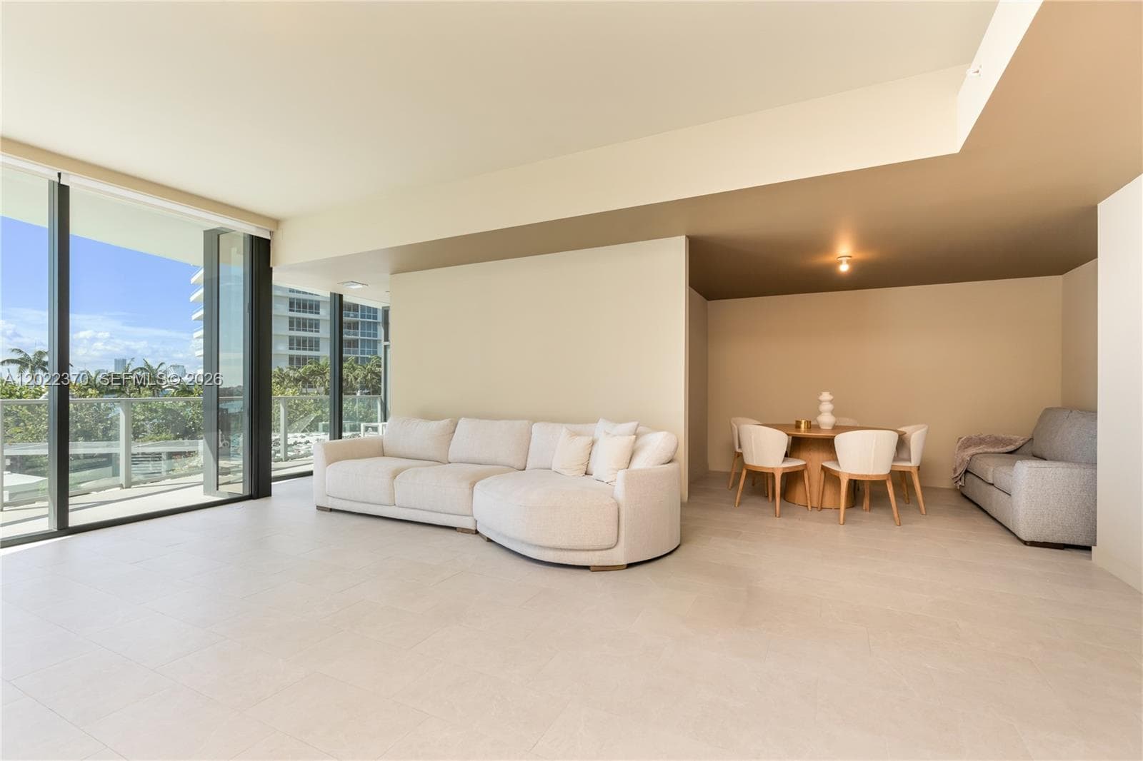 500 Alton Rd # 802, Miami Beach FL 33139 photo 2