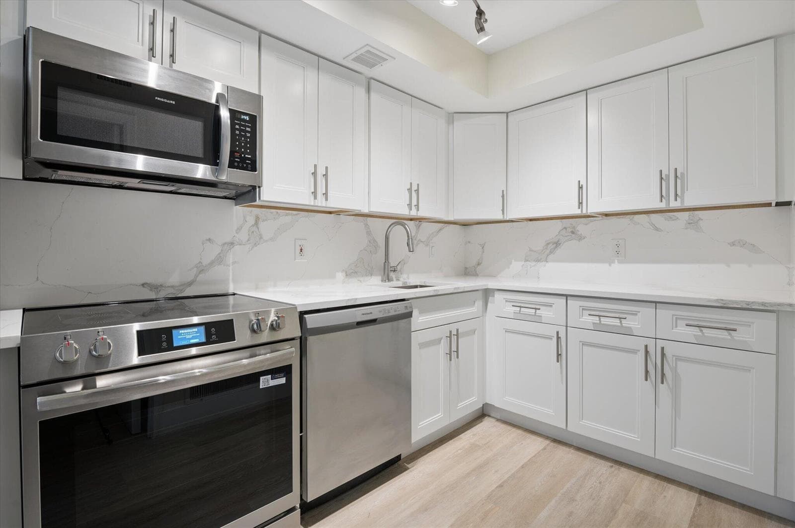 511 Bayshore Drive # 206, Fort Lauderdale, FL 33304 photo 2
