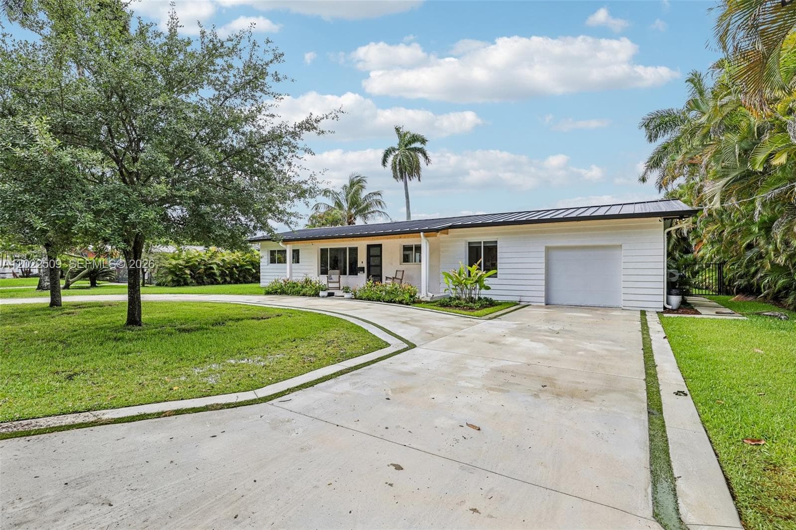 5620 SW 63rd Ct, South Miami FL 33143 photo 2
