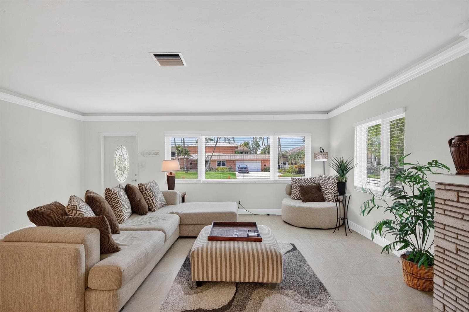 283 Imperial Lane, Lauderdale By The Sea FL 33308 photo 5