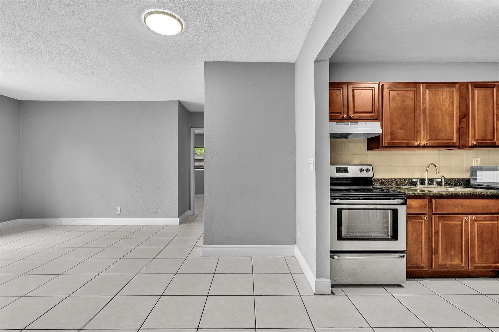 626 SW 14th Avenue # 108, Fort Lauderdale FL 33312 photo 4