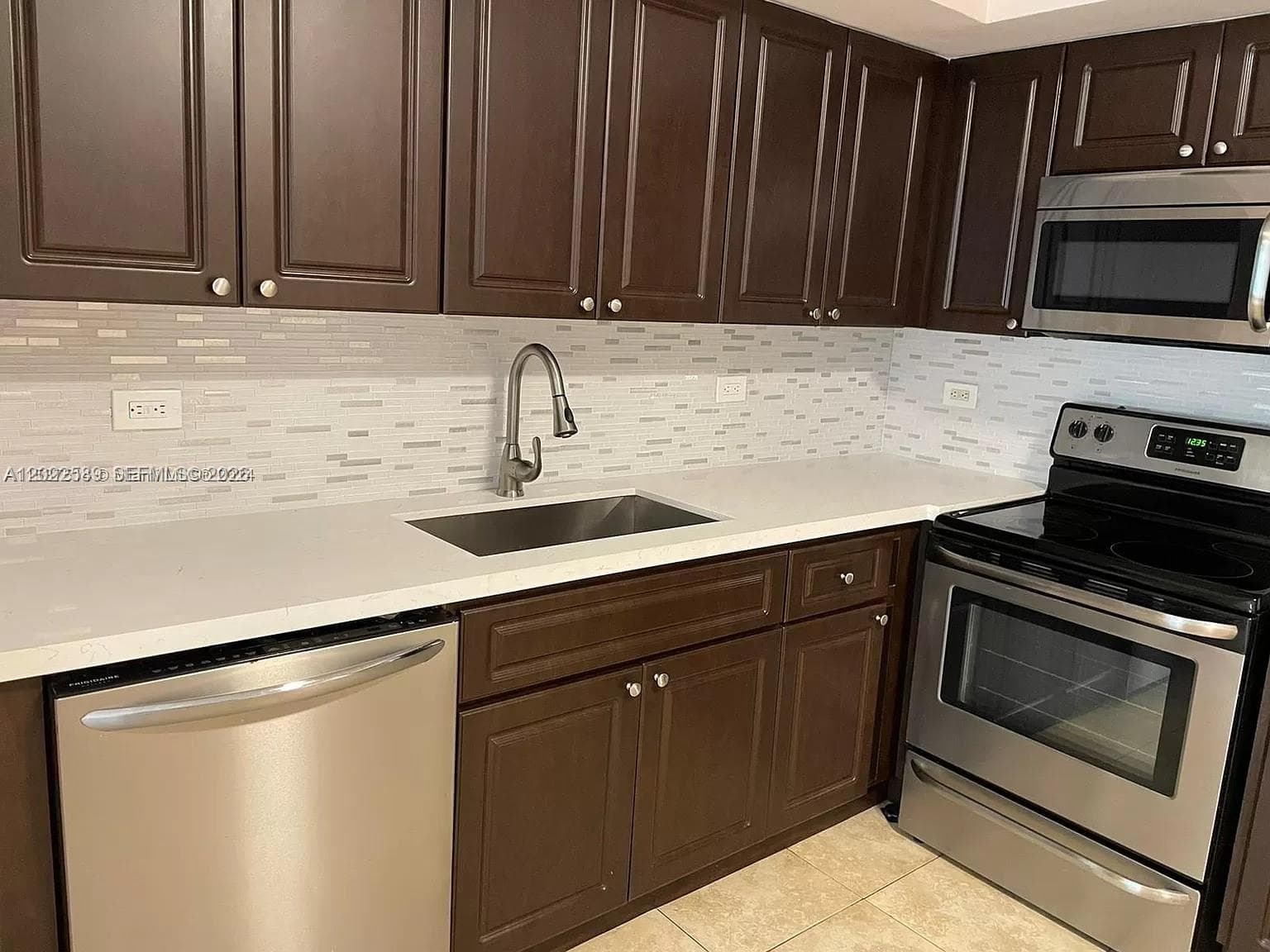 3690 N 56th Ave # 916, Hollywood FL 33021 photo 3