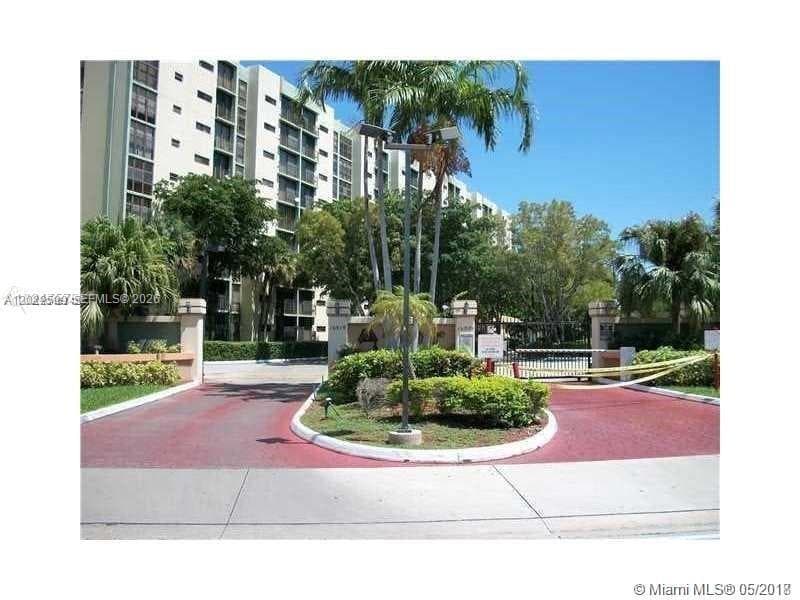 17021 N Bay Rd # 625, Sunny Isles Beach FL 33160 photo 2