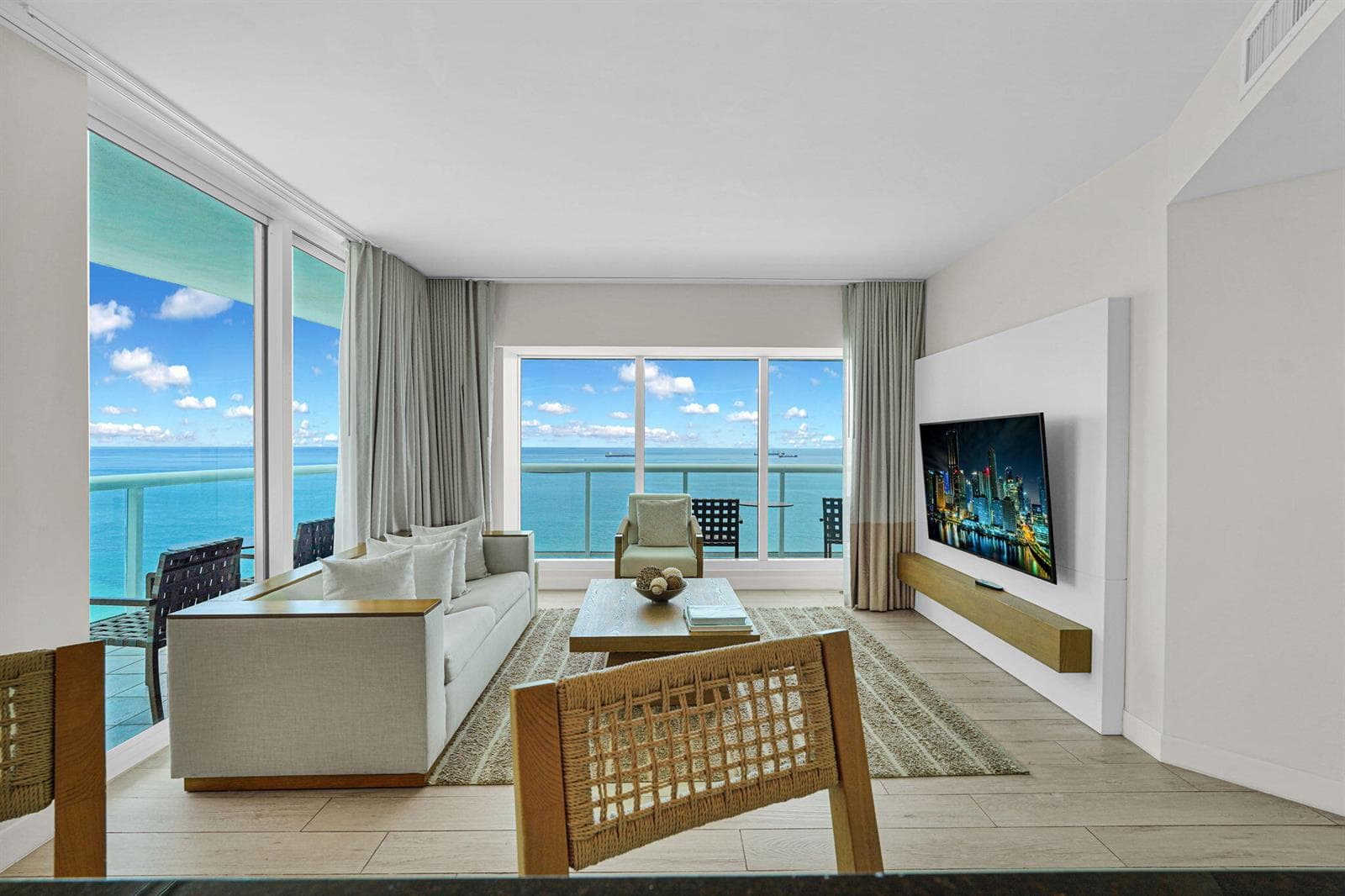 505 N Fort Lauderdale Beach Boulevard # 2018, Fort Lauderdale FL 33304 photo 3