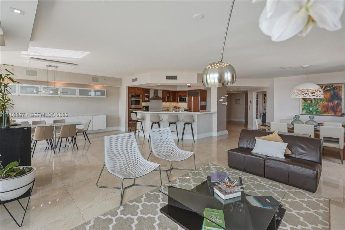 3301 NE 183rd St # 2101, Aventura FL 33160 photo 2