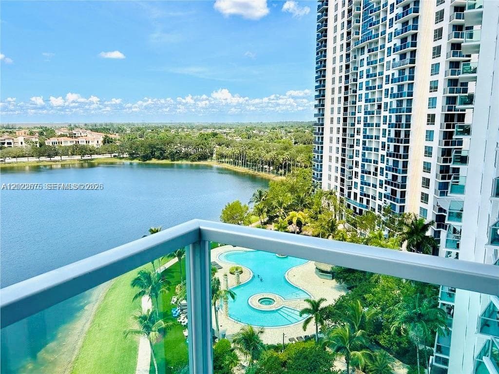2681 N Flamingo Rd # 2602S, Sunrise FL 33323 photo 2