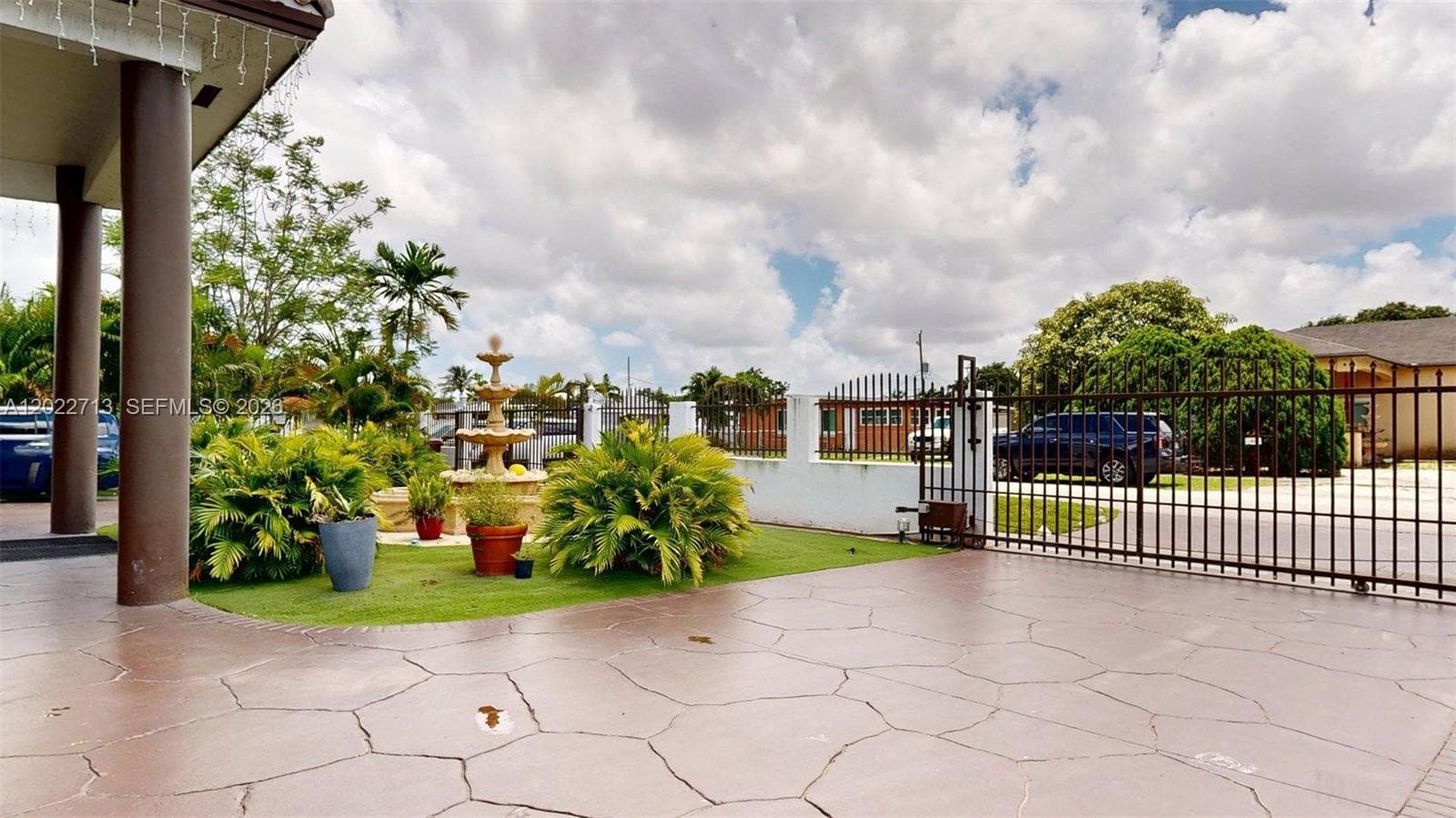 357 W 44th St, Hialeah FL 33012 photo 5