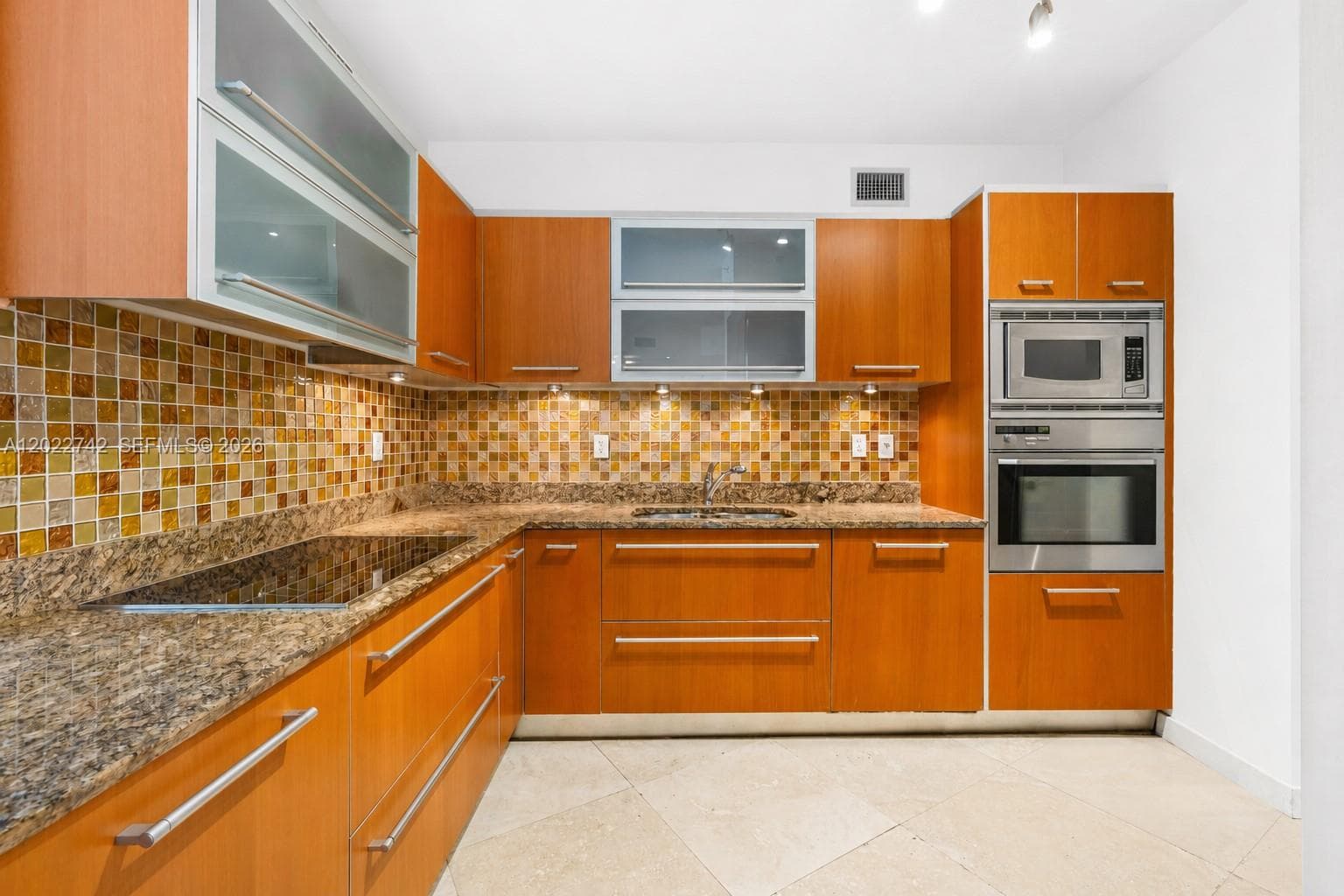 400 Alton Rd # 907, Miami Beach, FL 33139 photo 5