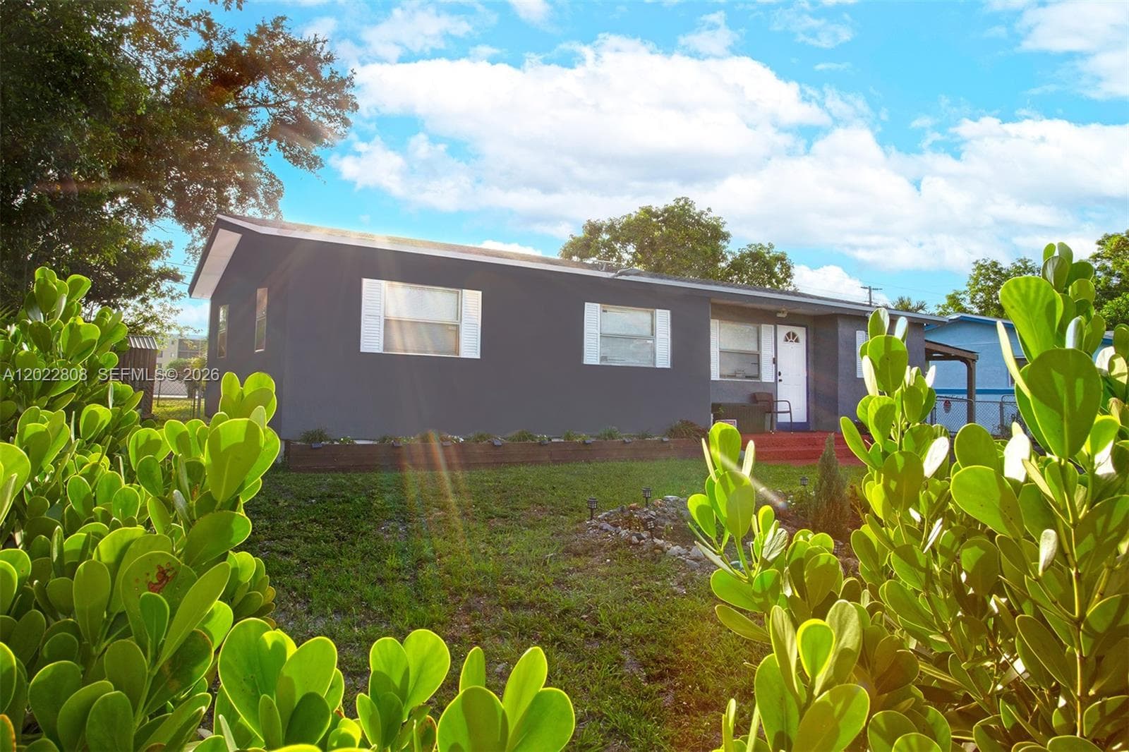 2501 NW 30th Way, Fort Lauderdale FL 33311 photo 2