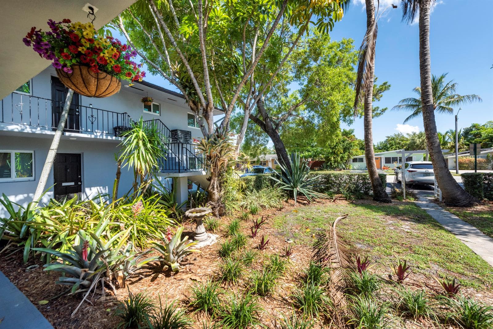806 NE 16th Place # 1-8, Fort Lauderdale FL 33305 photo 3