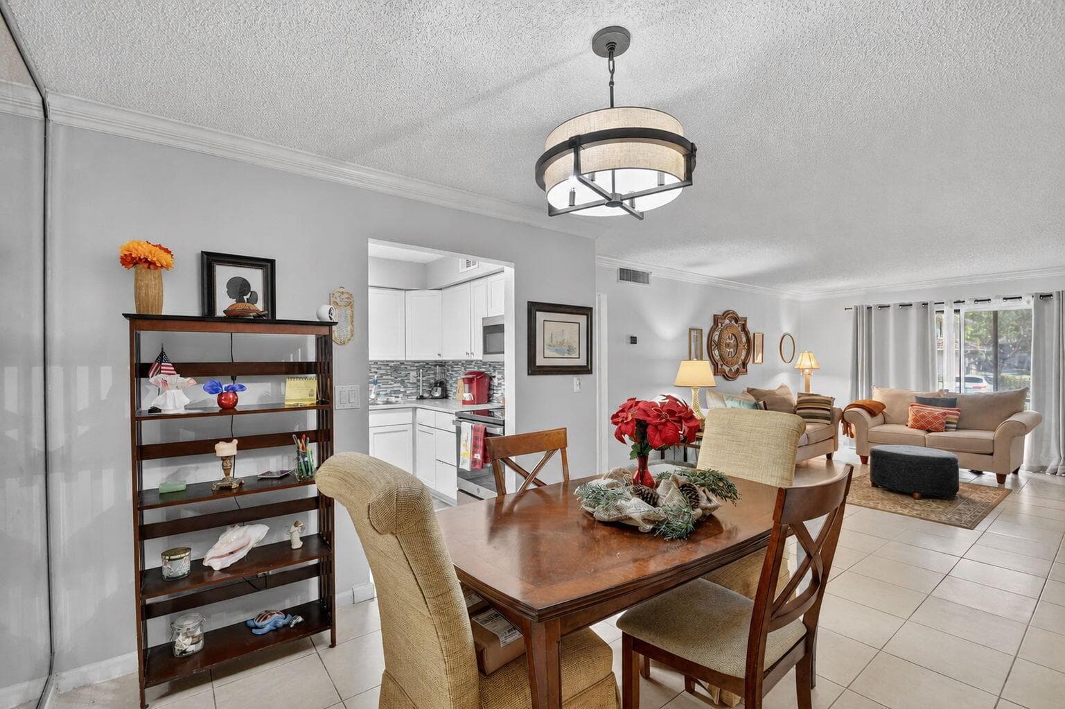 9810 Pineapple Tree, Drive # 103, Boynton Beach FL 33436 photo 5