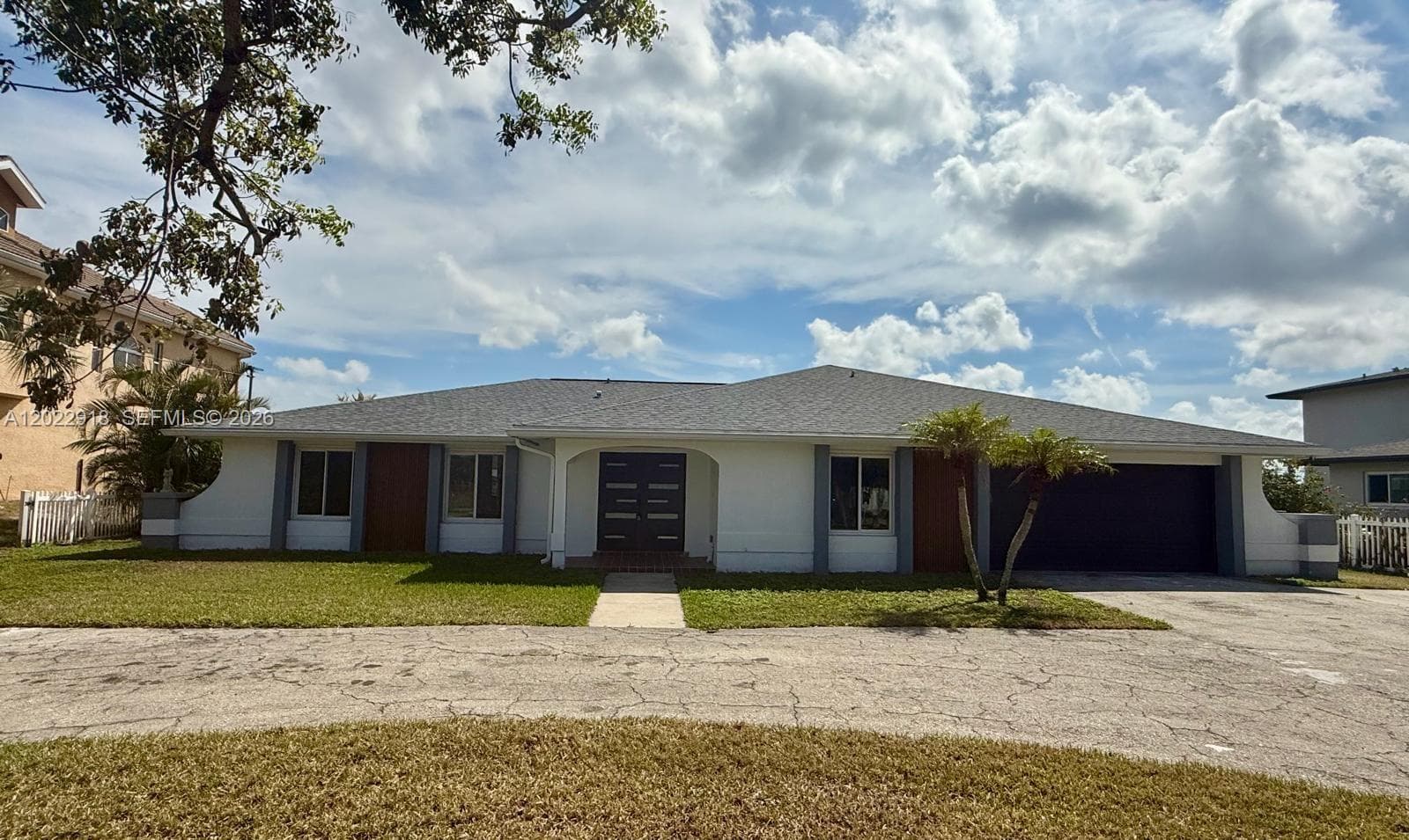 111 E NORTH SHORE AVE, Other City - In The State Of Florida FL 33917 photo 3