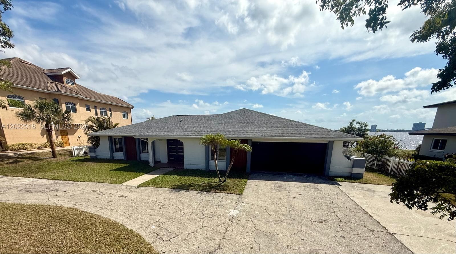 111 E NORTH SHORE AVE, Other City - In The State Of Florida FL 33917 photo 5