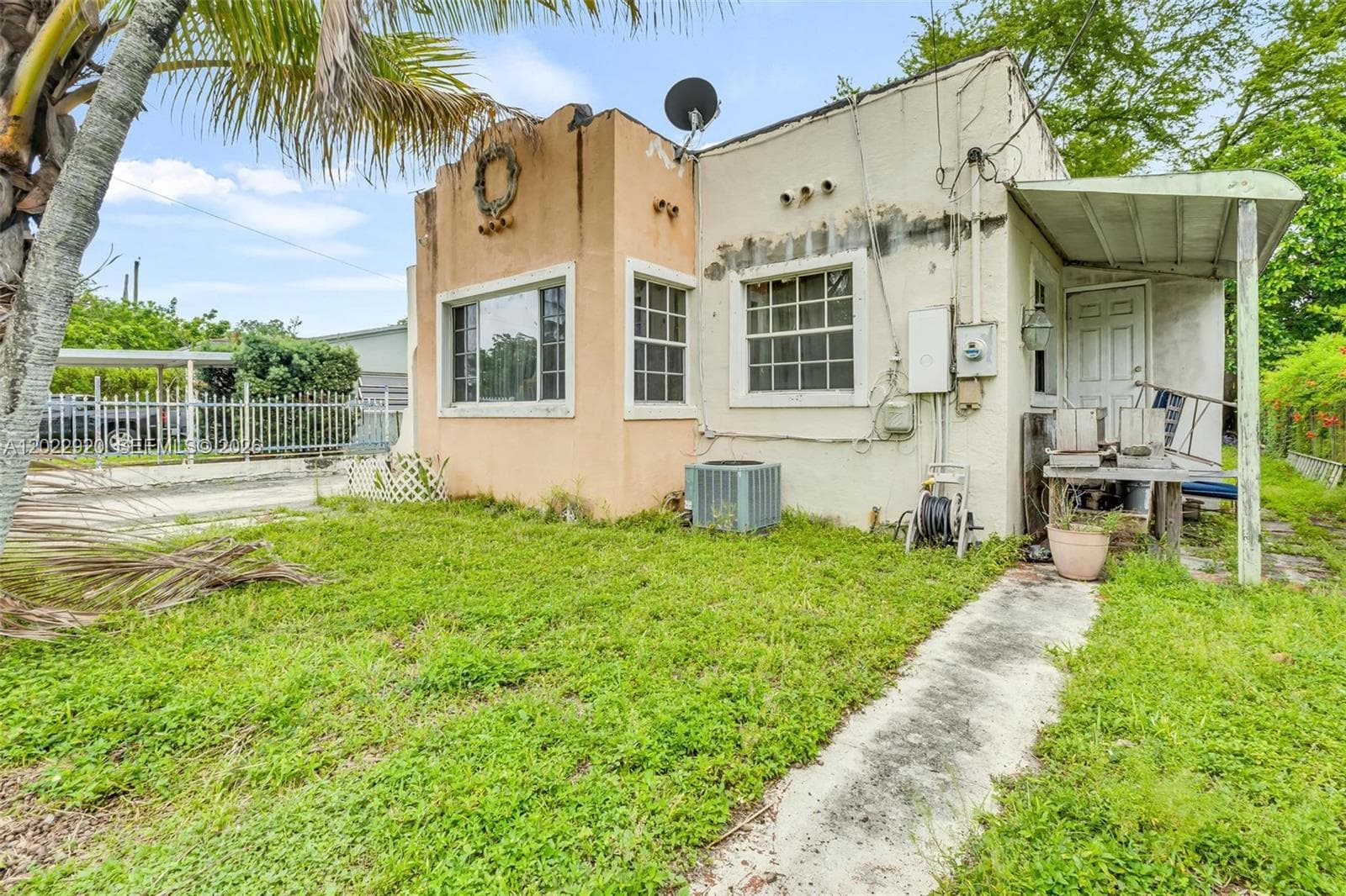 1122 NW 38th St, Miami FL 33127 photo 3